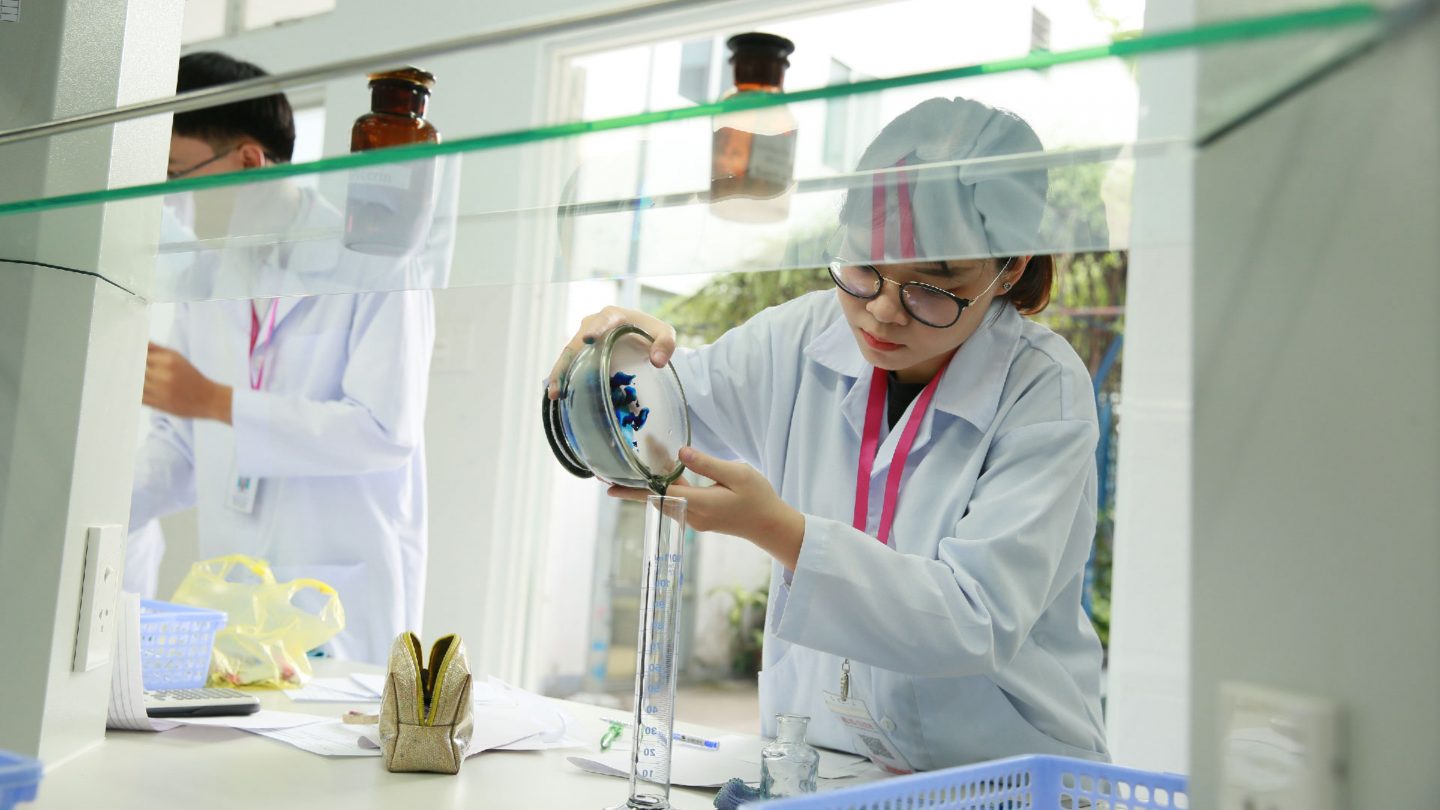 Nhận diện giáo dục đại học Việt Nam Nhận diện giáo dục đại học Việt Nam