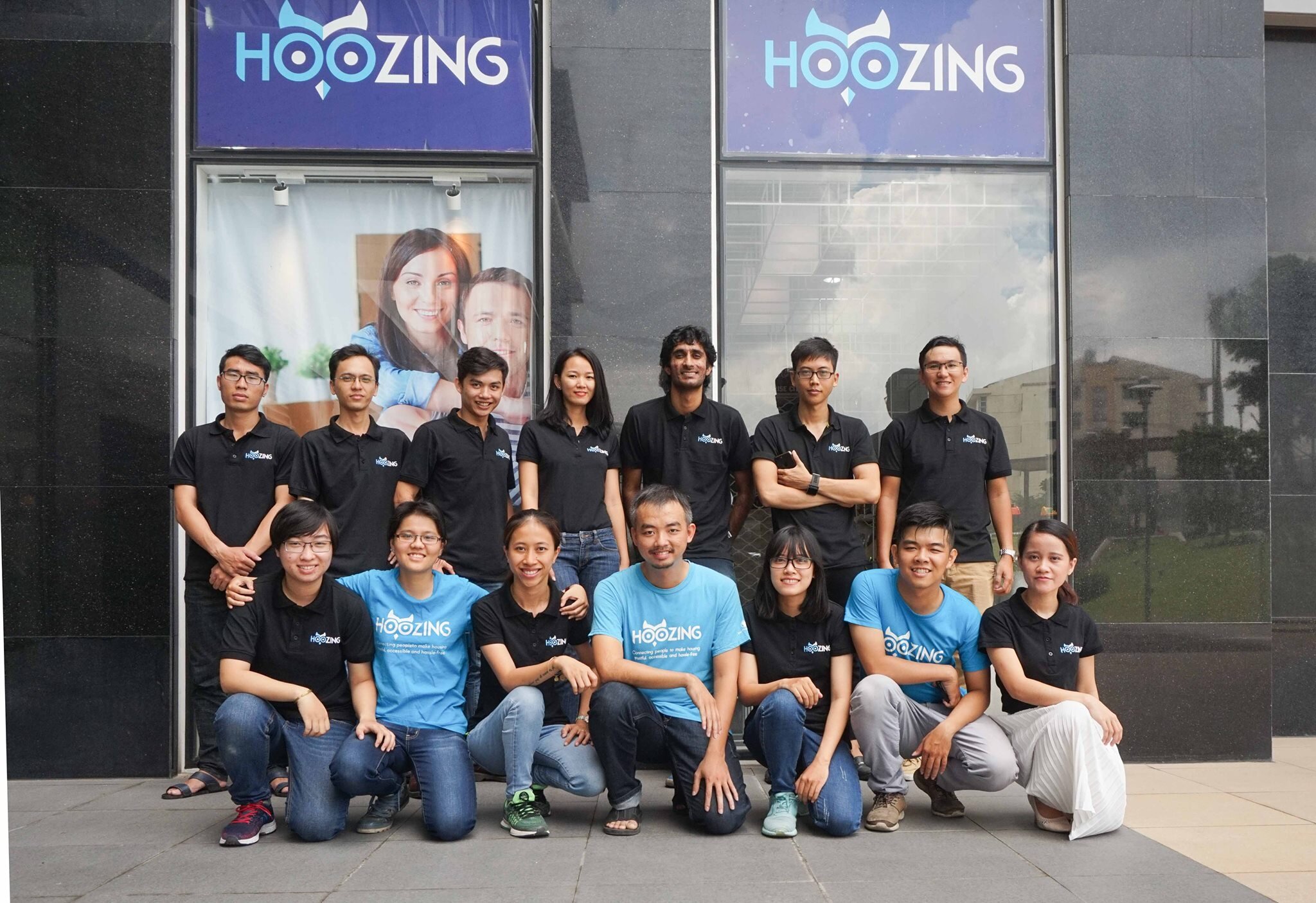 Đội ngũ phát triển của Hoozing. 