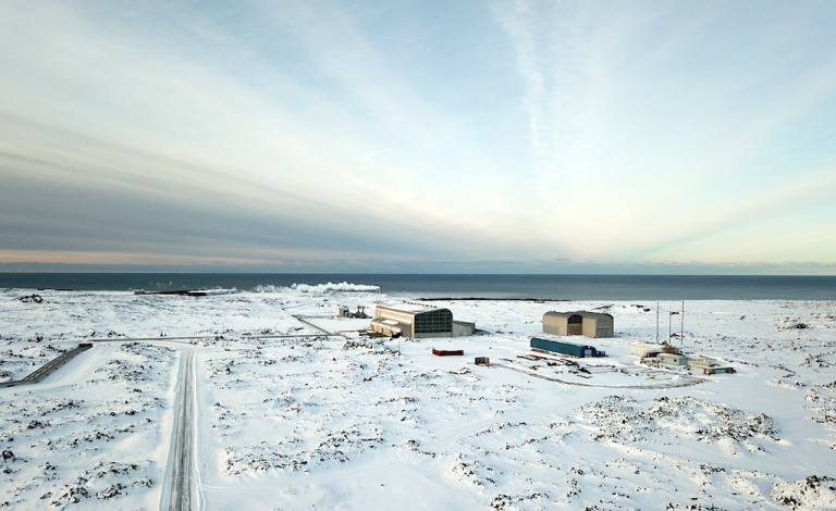 Một cơ sở khai thác địa nhiệt tại Iceland.