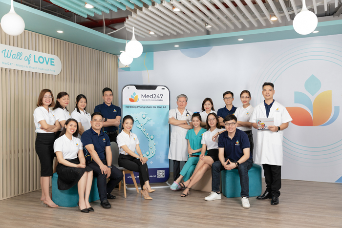 Chuỗi phòng khám Bác sĩ Gia đình 4.0 của Med247 trên khắp Việt Nam sẽ là điểm chạm đầu tiên dành cho các nhu cầu về chăm sóc sức khỏe gia đình. 