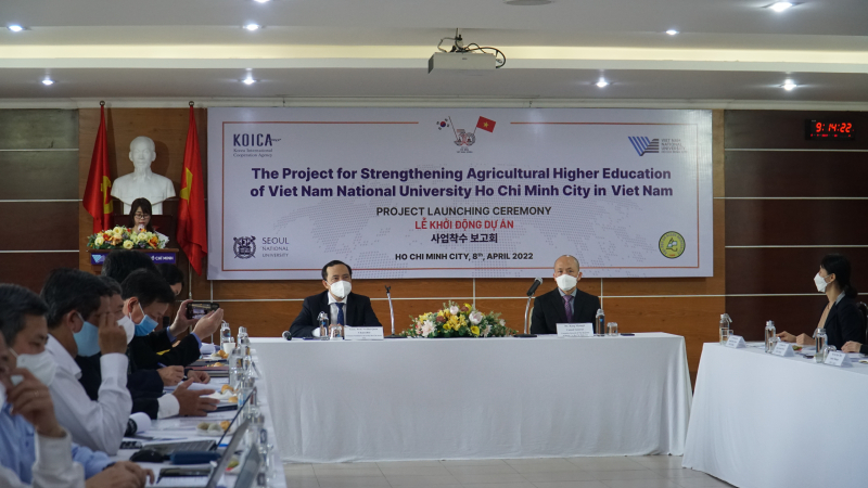 ĐHQG-HCM và ĐH Quốc gia Seoul chính thức triển khai dự án “Tăng cường giáo dục đại học ngành nông nghiệp tại ĐHQG-HCM”.