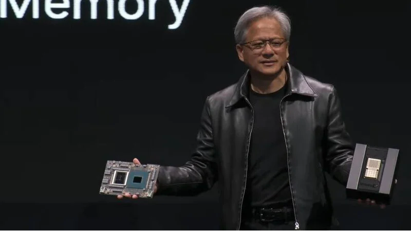 Ông Jensen Huang tỏa sáng ở tuổi 60 khi đưa NVIDIA trở thành người hưởng lợi lớn nhất từ cuộc cách mạng AI. 