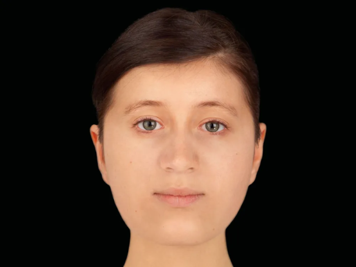 Nghệ sỹ pháp y Hew Morrison đã tái tạo lại khuôn mặt này dựa trên sọ của cô gái. Ảnh: Đại học Cambridge