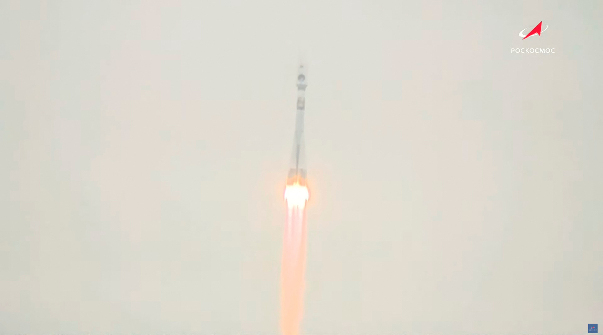 Tên lửa đưa tàu đổ bộ Mặt trăng Luna-25 được phóng lên từ sân bay vũ trụ Vostochny, Nga, ngày 11-8 - Ảnh: REUTERS