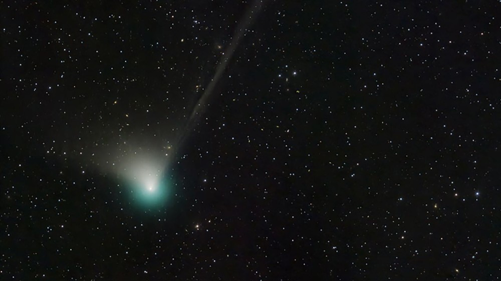 Sao chổi với vầng hào quang màu xanh lá cây sẽ xuất hiện trên bầu trời đêm sau hơn 50.000 năm qua.