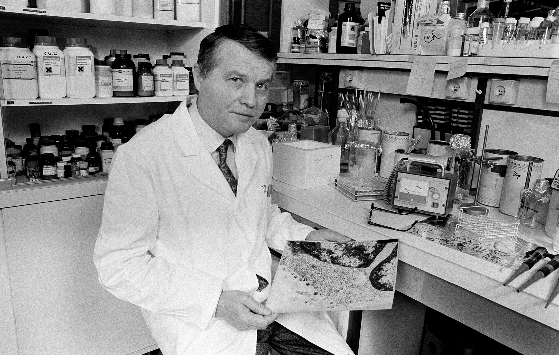 Nhà virus học người Pháp Luc Montagnier (1932-2022). Nguồn: Francois Lochon
