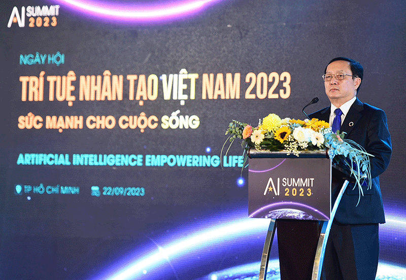 Bộ trưởng Huỳnh Thành Đạt phát biểu khai mạc 