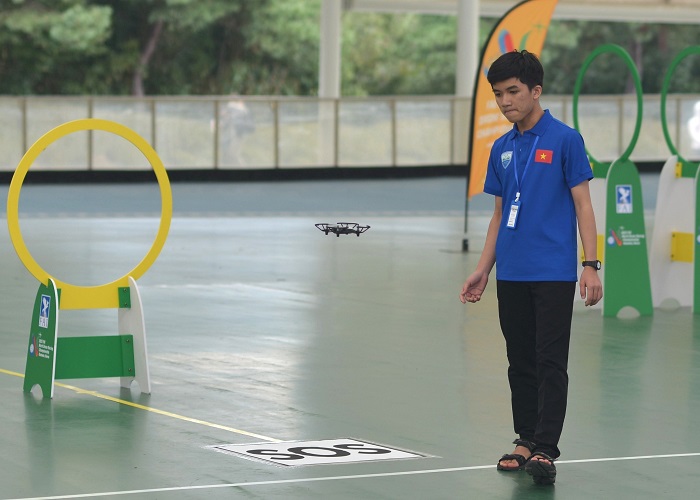 Đây là lần đầu tiên Việt Nam có cuộc thi lập trình Drones theo format thi đầu của FAI. Ảnh: S3