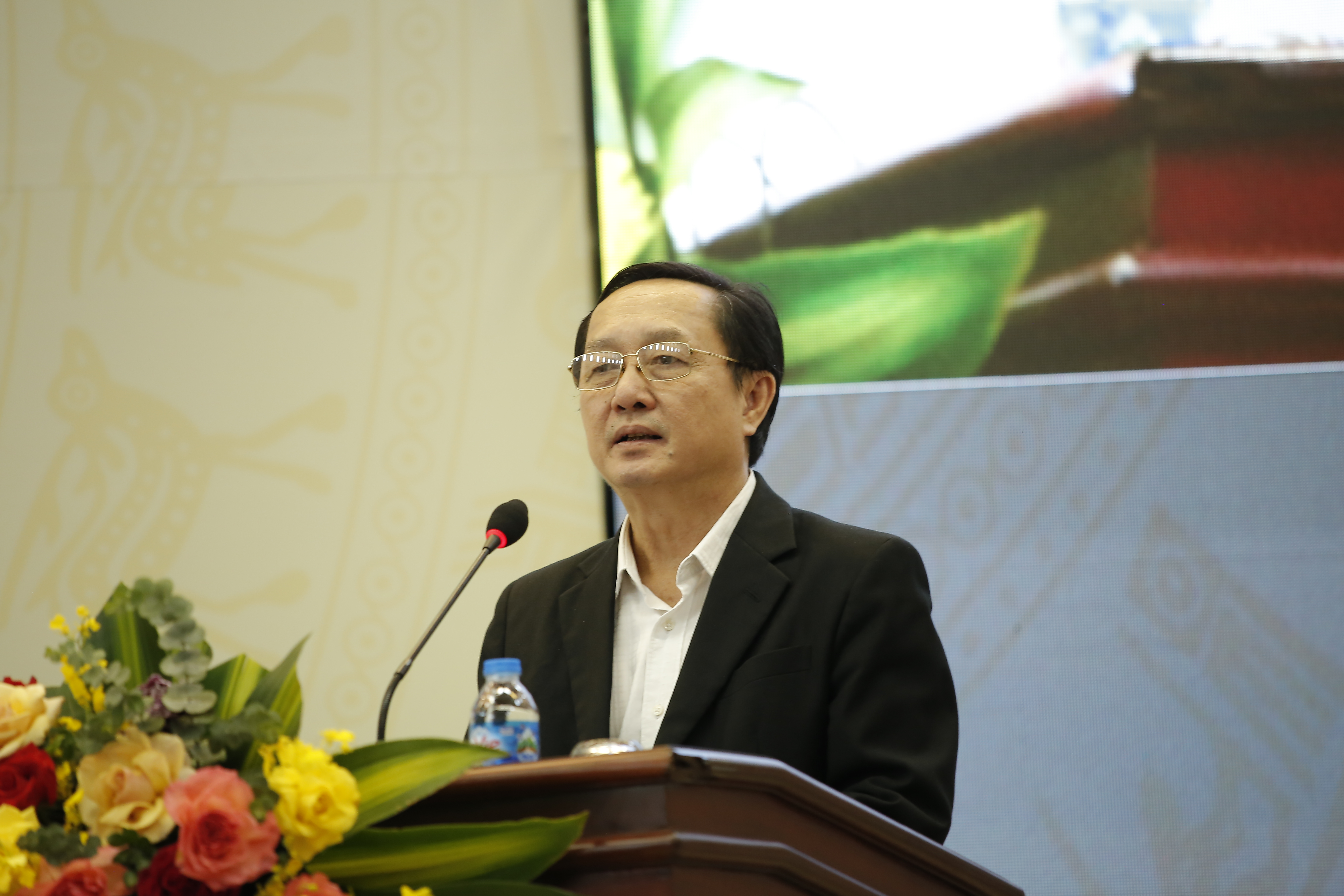 Bộ trưởng Bộ KH&CN Huỳnh Thành Đạt phát biểu trong hội thảo. Ảnh: TA