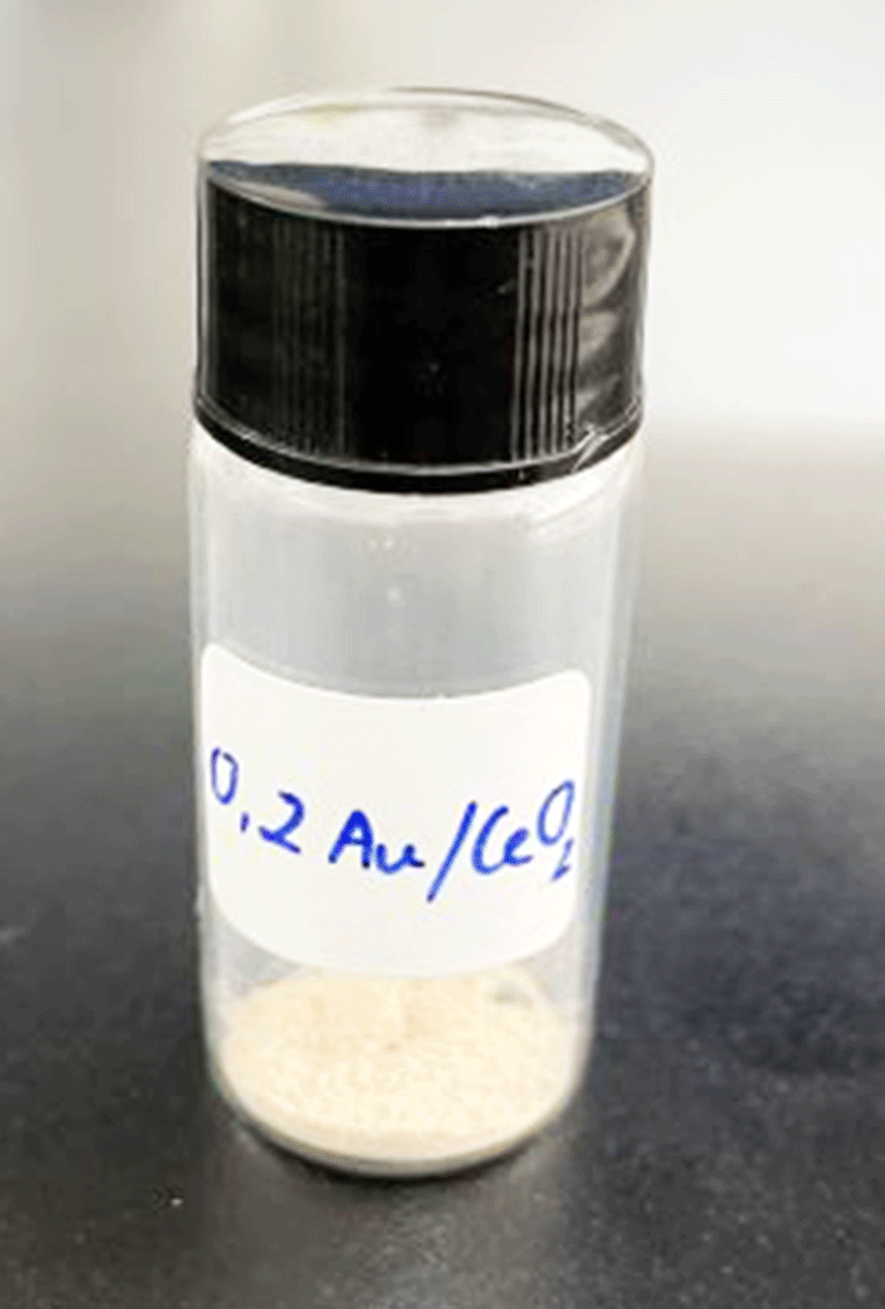 Xúc tác nano vàng khử chất độc trong nước thải