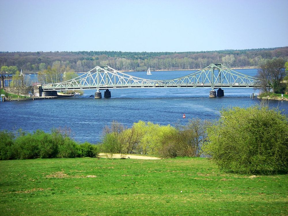 Cầu Glienicke ngày nay. Ảnh: Uwca/Wikimedia Commons
