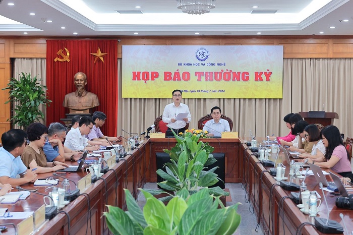 Toàn cảnh họp báo tại Bộ KH&CN ngày 4/7/2024. Ảnh: MOST