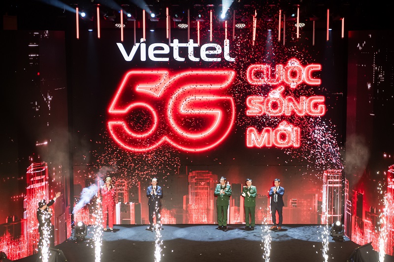 Lễ khai trương mạng 5G đầu tiên tại Việt Nam do Viettel tổ chức vào ngày 15/10/2024. Ảnh: VGP