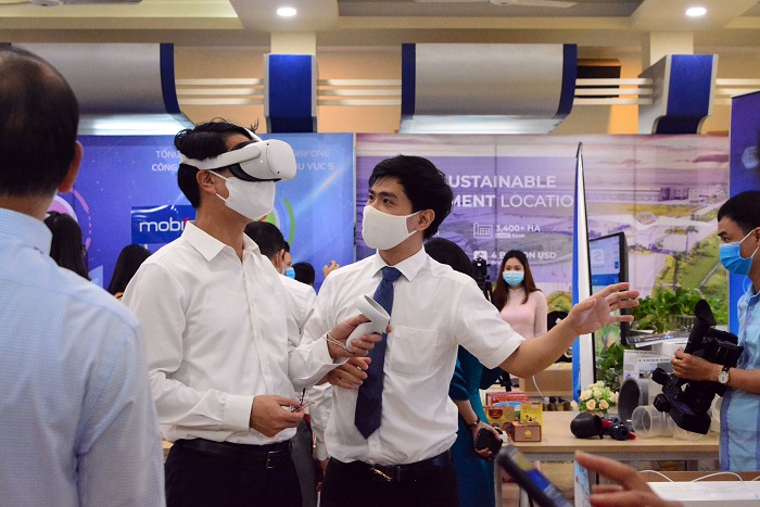 Trải nghiệm công nghệ tại Techfest Hải Phòng 2023. Ảnh: CESTC