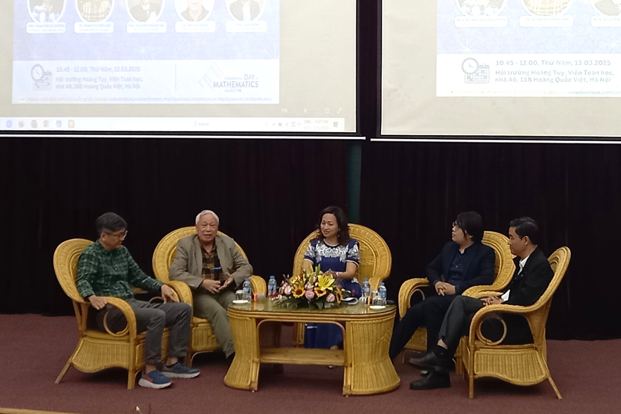 Buổi tọa đàm "Toán học, Nghệ thuật và Sáng tạo". Ảnh: Đinh Hương