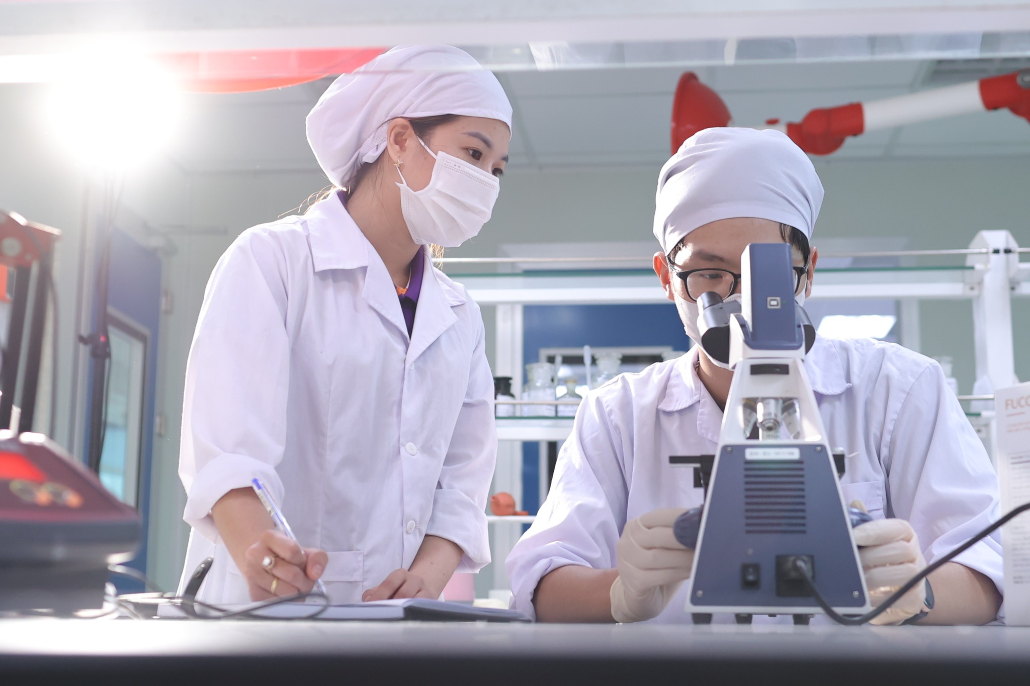 Phòng thí nghiệm của Công ty Dược Mỹ phẩm CVI. Ảnh: CVI