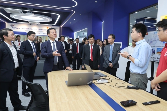 Bộ trưởng Nguyễn Mạnh Hùng là Trưởng ban Chỉ đạo về phát triển khoa học, công nghệ, đổi mới sáng tạo, chuyển đổi số và Đề án 06 của Bộ KH&CN. Ảnh: MOST