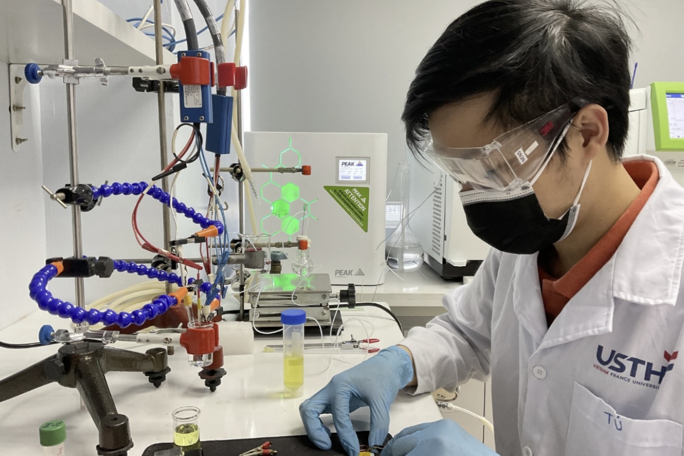 Phòng thí nghiệm Đại học Khoa học và Công nghệ Hà Nội. Ảnh: usth.edu.vn
