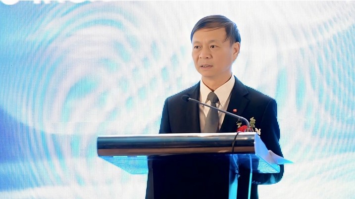 Thứ trưởng Bộ KH&CN Hoàng Minh phát biểu tại Diễn đàn.