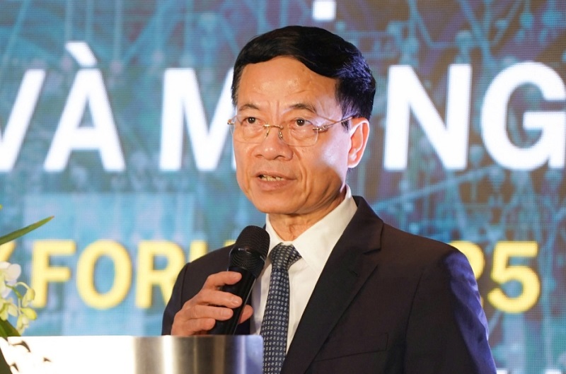 Bộ trưởng Bộ KH&CN Nguyễn Mạnh Hùng phát biểu tại Diễn đàn. Nguồn: MST