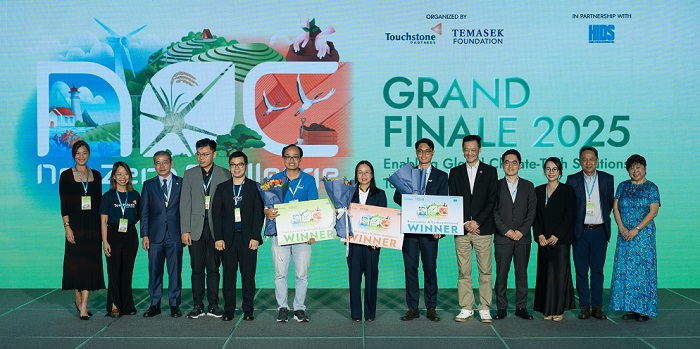 Các đội giành giải ở ba hạng mục của Thử thách Net Zero 2025. Ảnh: BTC