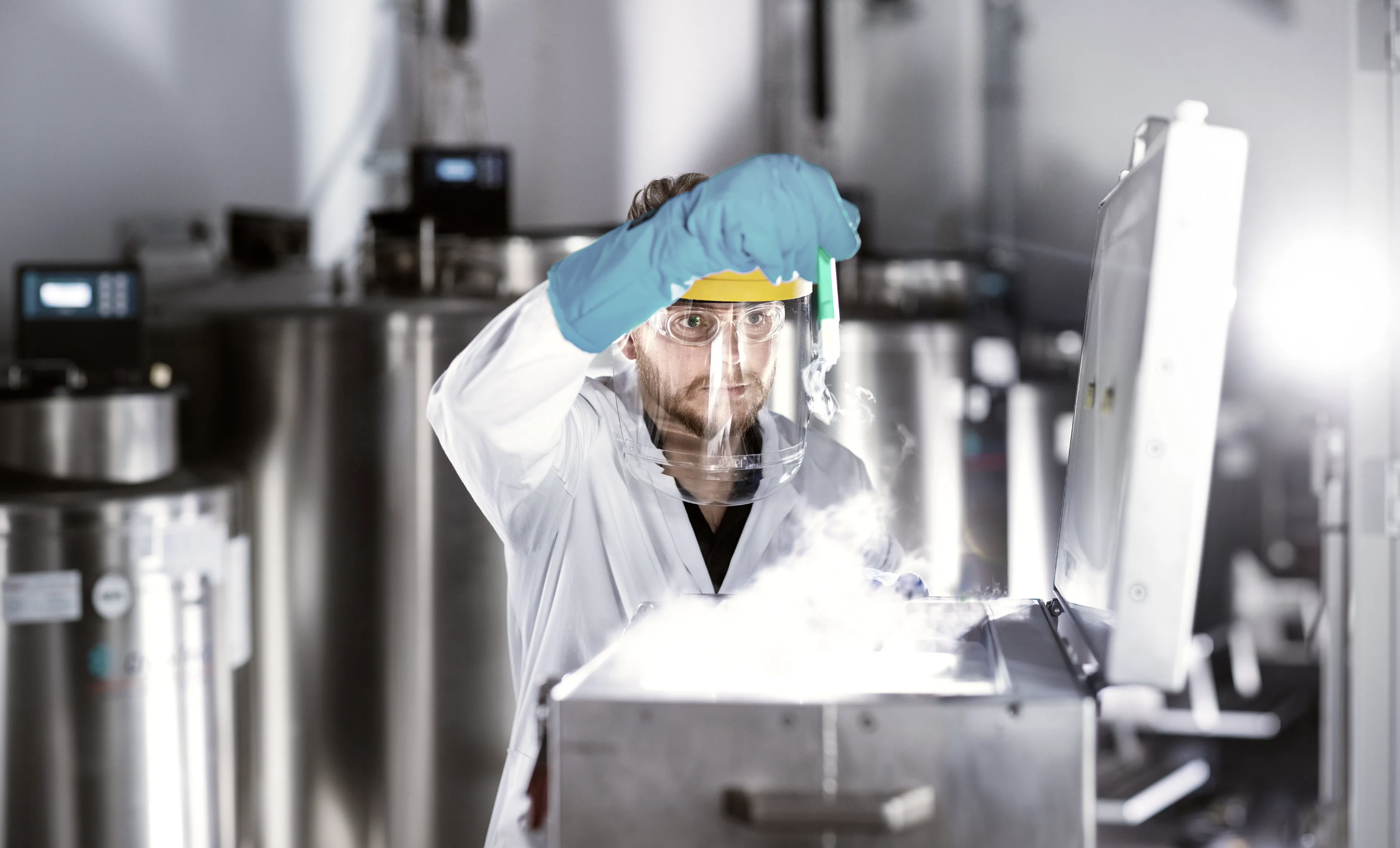 Các công ty dược đã chi tổng cộng hơn 100 tỷ USD cho R&D mỗi năm, bất kỳ cải thiện nào về hiệu suất - dù nhỏ - cũng mang lại giá trị khổng lồ. Ảnh: Siemens