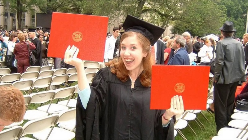 Học song ngành không phải lúc nào cũng giúp tăng thu nhập, mà hiệu quả này chỉ xuất hiện trong một số lựa chọn cụ thể. Ảnh minh họa: studybreaks.com