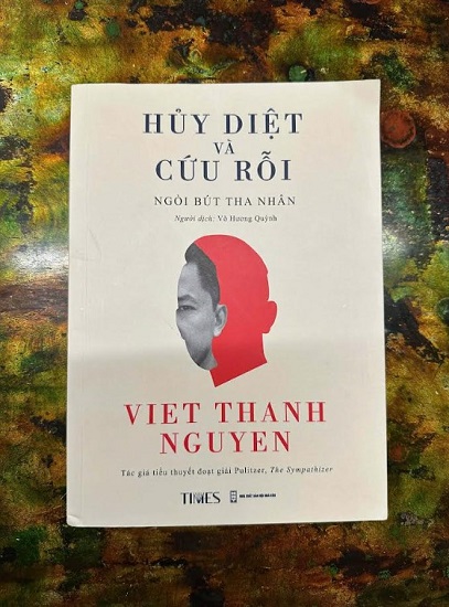Hủy diệt và Cứu rỗi tập hợp chuỗi bài giảng tại Đại học Harvard năm 2024 của giáo sư, nhà văn, nhà phê bình Viet Thanh Nguyen và do TS. Võ Hương Quỳnh, American University, chuyển ngữ. Ảnh: CC
