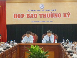 Đầu năm 2016 có thể bắt đầu sản xuất kính “mắt thần”