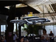 ​Singapore dùng robot bay giao hàng