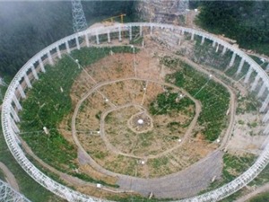 Trung Quốc xây kính thiên văn radio để tìm người ngoài hành tinh 