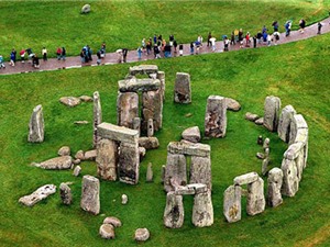 Giải bí ẩn những người xây dựng bãi đá cổ Stonehenge