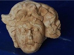 Phát hiện tượng nữ thần tóc rắn Medusa 2.000 năm tuổi