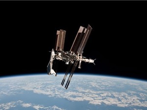 Cận cảnh Trái đất lung linh về đêm nhìn từ ISS