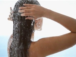 5 lợi ích không ngờ của việc tắm nước lạnh