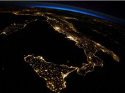 Trái đất lung linh về đêm nhìn từ Trạm vũ trụ quốc tế ISS
