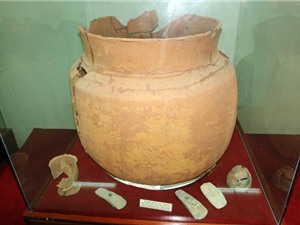 Chiêm ngưỡng cổ vật 3.000 năm tuổi ở Bình Thuận