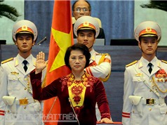 Bà Nguyễn Thị Kim Ngân chính thức trở thành nữ Chủ tịch Quốc hội đầu tiên