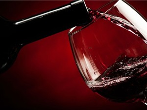 Rượu vang đỏ giúp giảm nguy cơ mắc bệnh về tim mạch