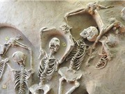 Bí ấn 80 bộ xương cổ xưa chết trong tư thế bị trói tay