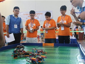 Tranh giải cuộc thi robot trẻ em cấp TP.HCM