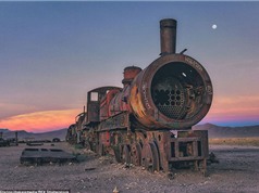 Thám hiểm “nghĩa trang” xe lửa đẹp nhất thế giới