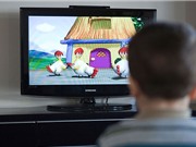 Trẻ xem TV nhiều lớn lên dễ mắc bệnh xương
