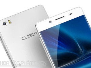 Smartphone 2 mặt kính, RAM 3 GB, giá gần 3 triệu đồng