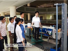 Máy quét 3D đo cơ thể người của sinh viên Bách khoa