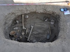 Phát hiện phong tục mai táng bằng cần sa trong ngôi mộ 2.500 tuổi