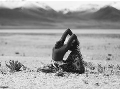 Cô gái Việt tập yoga trên độ cao gần 5.000m ở xứ Tây Tạng