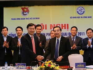 Bộ KH&CN và Trung ương Đoàn ký kết chương trình hợp tác