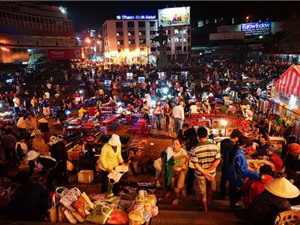 "Dạo quanh" 10 chợ đêm Việt Nam tấp nập du khách