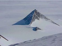 Hình ảnh giống kim tự tháp ở Nam Cực chỉ là ngọn núi 